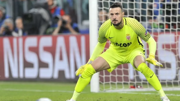 Priznanje hrvatskom reprezentativcu: Suba&scaron;ić najbolji vratar francuskog prvenstva