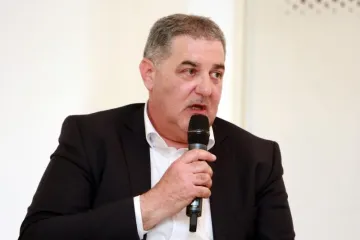 'Godinu dana od preuzimanja Grada morao sam se svugdje ispričavati zbog imidža koji je stvorio'