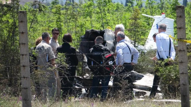 Pokopana djeca i pilot poginuli u zrakoplovnoj tragediji - 'Željeli smo vjerovati da je to samo san'