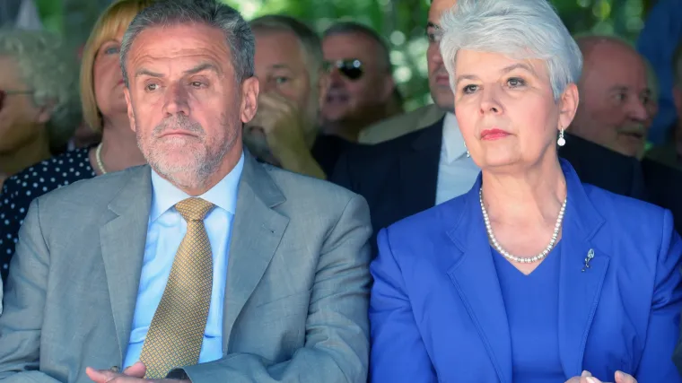 Pipl mast trast as: Prisjetili smo se svih jezičnih bisera na&scaron;ih političara, ali i poliglota