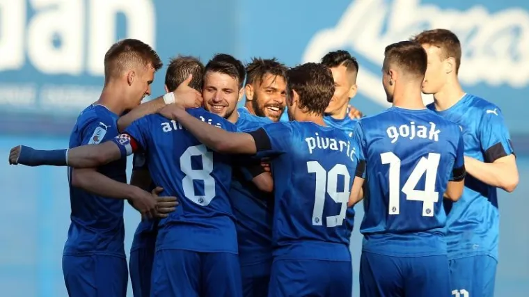 Modri su drhtali do posljednje sekunde, no lov na Rijeku i dalje je otvoren