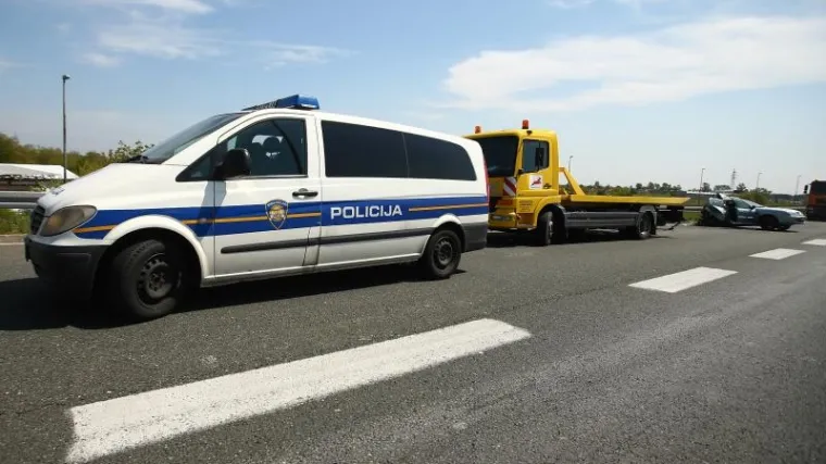 Dvije osobe poginule, još dvije su ozlijeđene