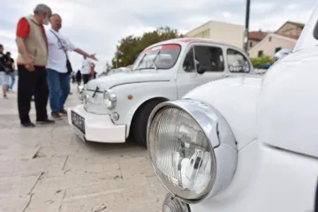 MEĐUNARODNI SKUP FIĆEKA: Legenda zavladala ulicama Šibenika