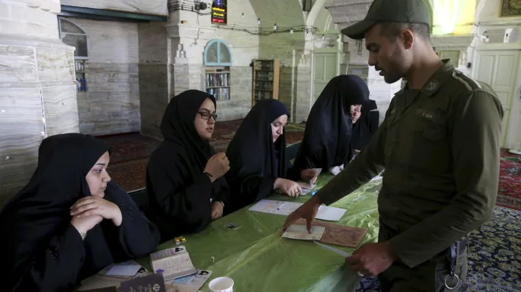 Izbori u Iranu: Velik odaziv, počelo prebrojavanje glasova