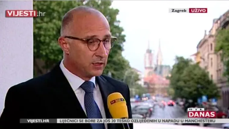 Vrdoljak: 'Zagrepčani, vi odlučujete ostaje li Trg mar&scaron;ala Tita ili dolazi tabla Za dom spremni'