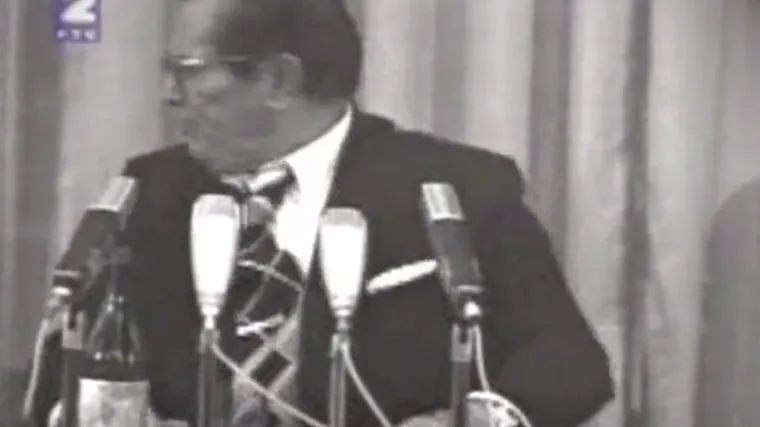 Pogledajte njegov obračun s pudlicama i Talijanima