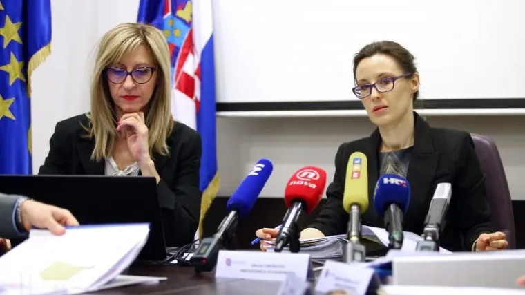 Premijer u sukobu interesa zbog leta Vladinim avionom? Povjerenstvo otvorilo predmet