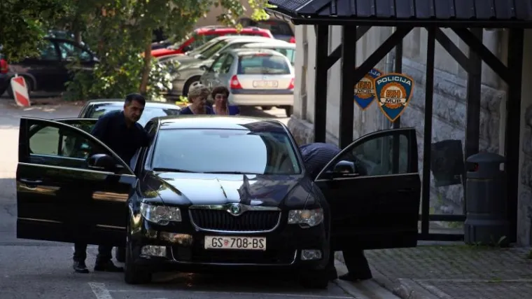 Smijenjen &scaron;ef policije iz Karlobaga jer se javno požalio na pritiske u istragama