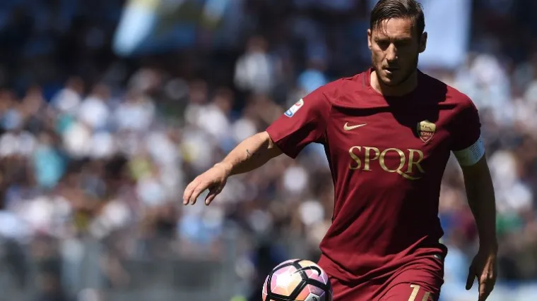 Emotivnom porukom Francesco Totti najavio odlazak iz Rome