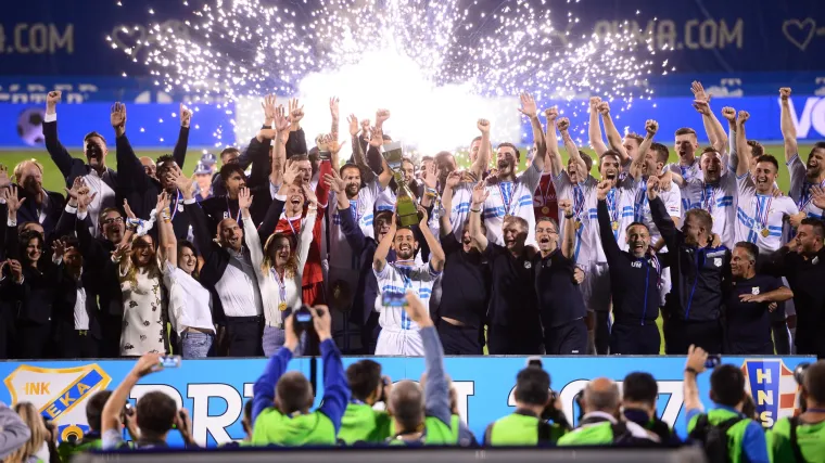 Dinamo zabio pet komada, ali Rijeka slavi na Maksimiru