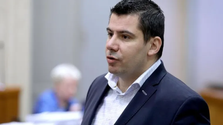 Grmoja: 'Prodavanje priče o domoljublju i držanje lekcija MOST-u ne stoje'