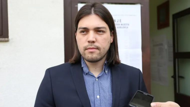 'Tvrdi da je Most pro&scaron;ao lo&scaron;e u Metkoviću iz dva razloga... Kakvo licemjerje i besramnost'