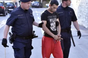 Denisov stric slomljen u tuzi: 'Ne možemo jesti, uvjeren sam da je za sve kriv Burim Adem'