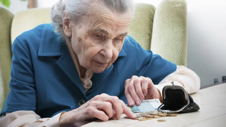 Mirovinski sustav u velikoj krizi, ubrzo neće biti novca za mirovine