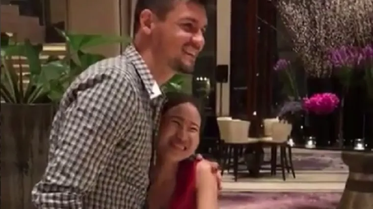 Njoj su skoro potekle suze od uzbuđenja, a on se pretvorio u filozofa