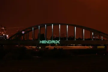 HENDRIXOV MOST DOBIO NOVO RUHO: Jedan od prepoznatljivih simbola grada Zagreba zasjao novim svjetlom