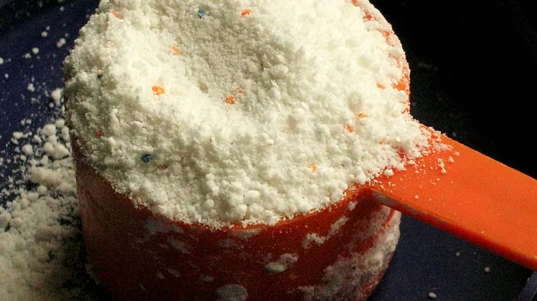 Izradite kod kuće prirodna sredstva za či&scaron;ćenje