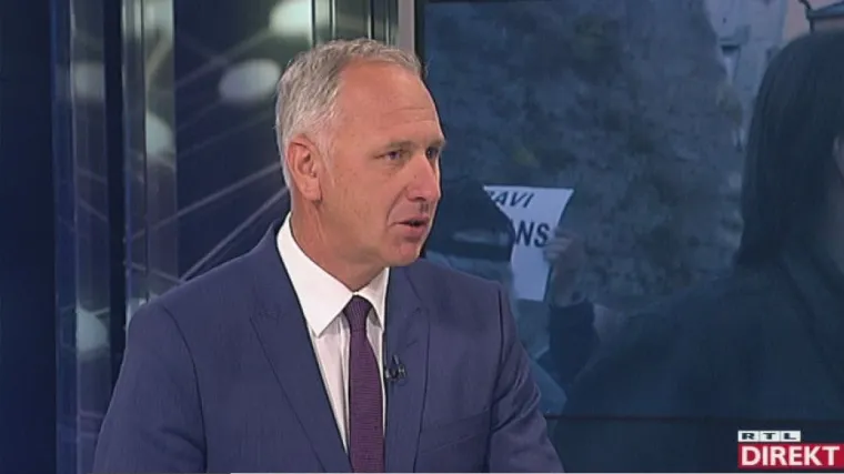 Opara: 'Kerum je nesposoban hodati gradom, a kamoli upravljati njime'