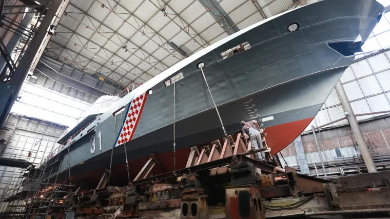 Nakon dugih 16 godina porinut prvi domaći vojni brod