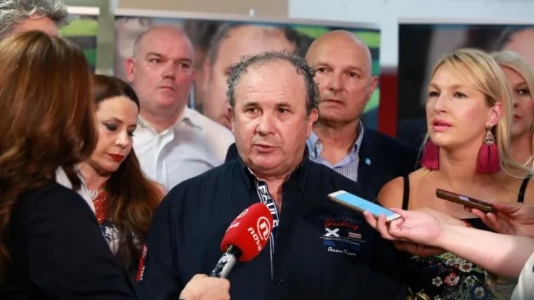 'Tražit ću novo prebrojavanje glasova. Njima ne treba vjerovati'