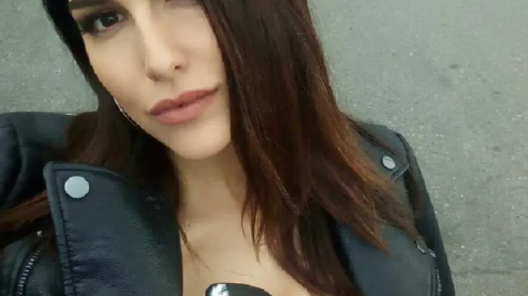 Lana Jurčević u mrežastom topu pokazala dekolte i zagolicala ma&scaron;tu fanovima