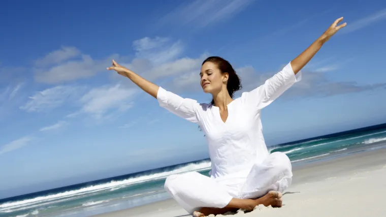 Brinite o sebi: hormonalna joga za zdravlje i vitalnost žena