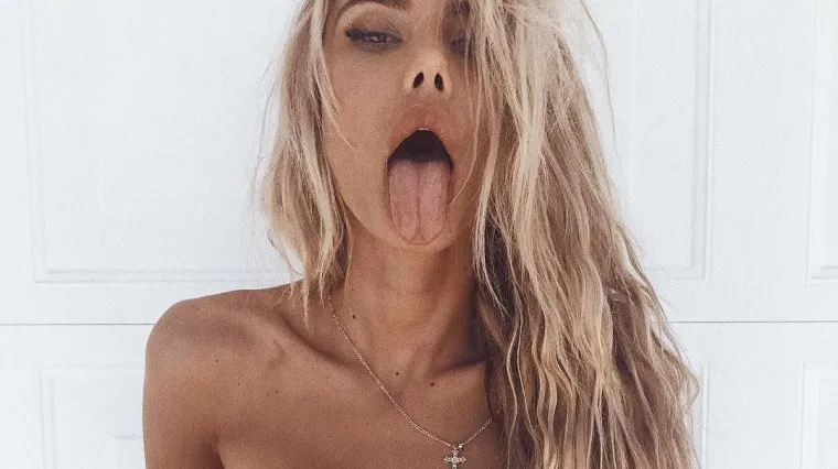 Bieberova biv&scaron;a je prava bomba i ne srami se pokazati ba&scaron; sve svoje atribute