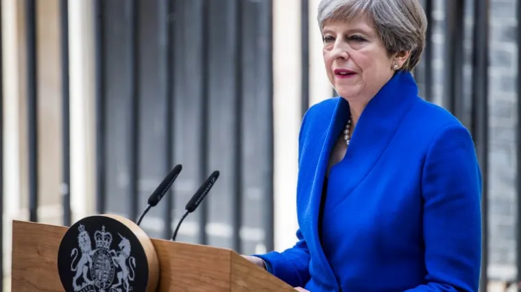 Theresa May najavila formiranje vlade