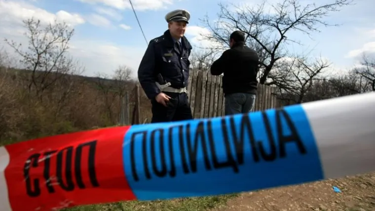 Policajac pucao u zrak na vlastitoj svadbi, pa ranio 10-godi&scaron;nju djevojčicu