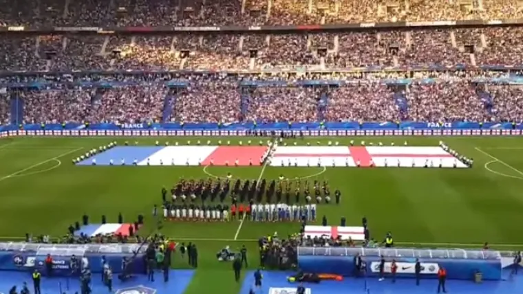 Terorizam ujedinio tribine Stade de Francea