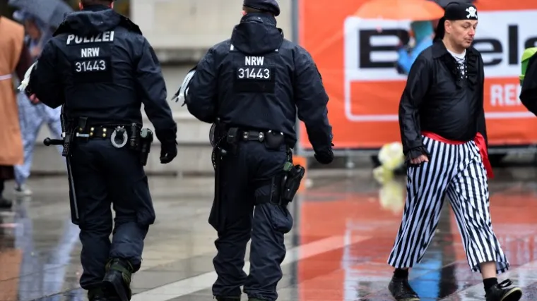 Ozlijeđena policajka jo&scaron; se bori za život