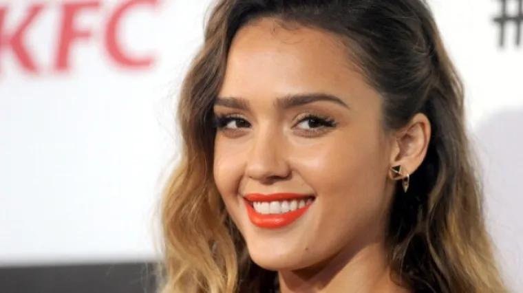 Jeste li prona&scaron;li idealan narančasti ruž za svoj ten?