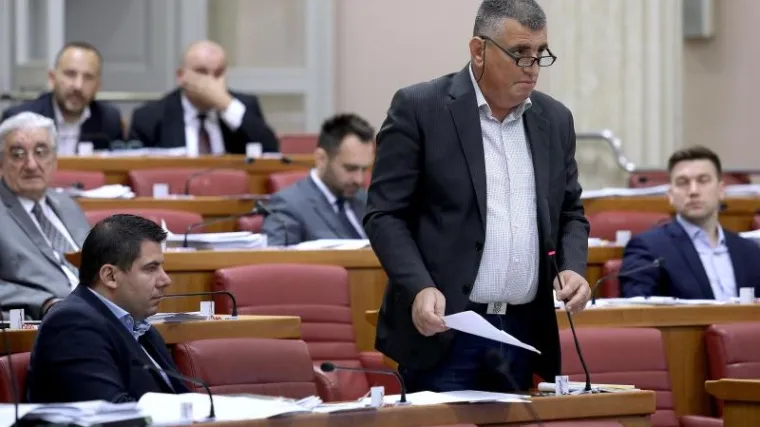 'Njezin suprug vodi &scaron;tetan projekt, a ona je bila savjetnica 'maloga Slobe'