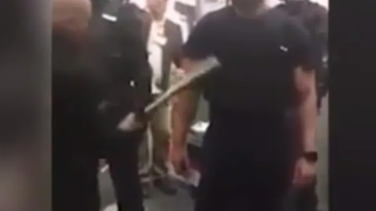 Mlatili ga mačetom i šiljcima, a njemu nije bilo ništa