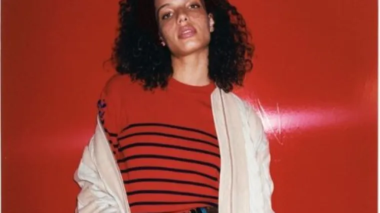 Sezona (pre)čudnih traperica se nastavlja: Sada vi&scaron;e niti ne prekrivaju stražnjicu, a od cijene boli glava