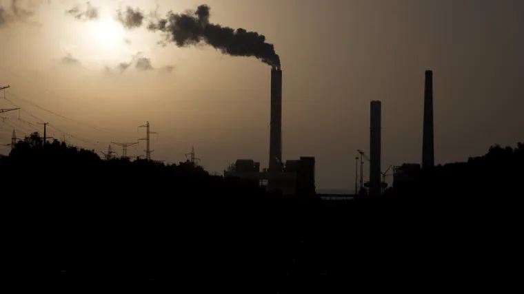 Izrael počeo smanjivati isporuke električne energije Gazi