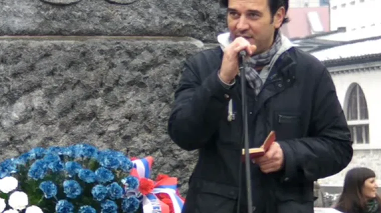 Mladić usmrtio slavnog glumca nožem u njegovu stanu, zločin obavijen velom tajne