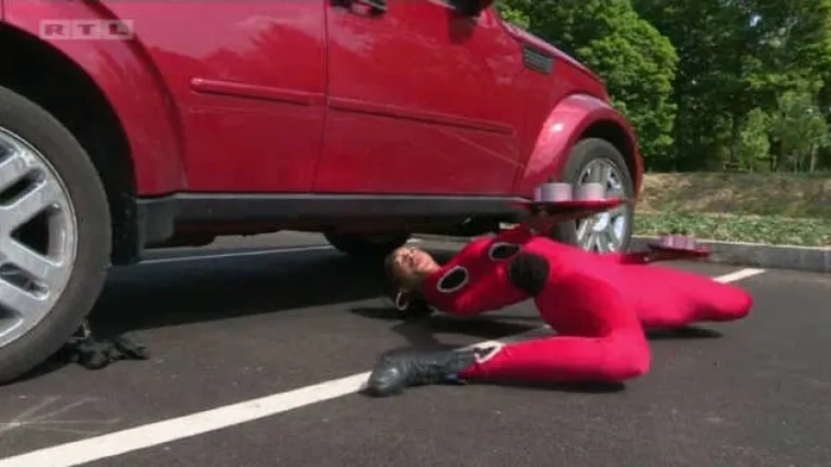 Ona može biti ponosna na to koliko nisko može ići