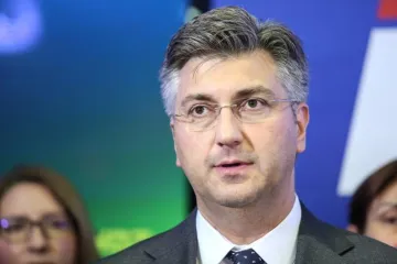 'HOS je mogao staviti ploču bez ustaškog grba i problema ne bi bilo'