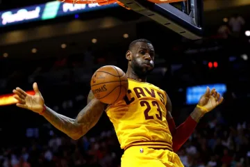 Lakersi stvaraju supermomčad, krenuli su po najboljeg košarkaša današnjice