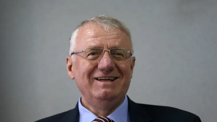 &Scaron;e&scaron;elj:  'Ne ide Kolindica u Beograd zbog Vučića, ide kod mene da joj ispravim kralježnicu'