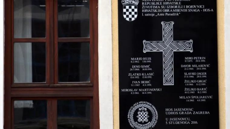HOS-ova ploča s natpisom 'Za dom spremni' ostaje u Jasenovcu, ni&scaron;ta nije sporno