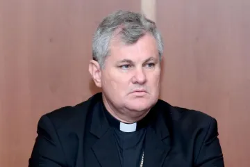 Zbog komentara o kontroverznom biskupu policija uhitila 70-godišnjeg branitelja