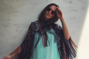 Ljupka blista! Nikome blaženo stanje ne stoji ovako dobro