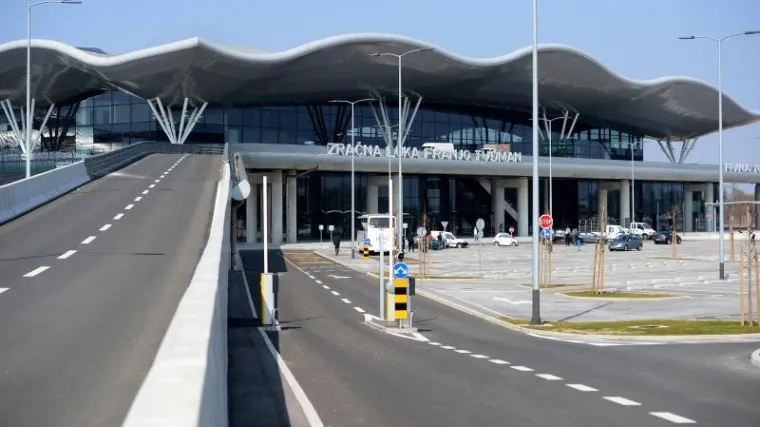 Pijani vozač autom krenuo na zrakoplovnu pistu