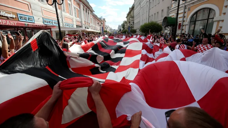Nema veze, uz ovaj TV zaboravit ćete da niste tamo