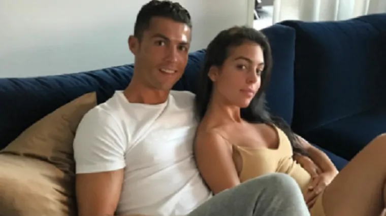 Djevojka Cristiana Ronalda trudna je pet mjeseci, već se zna i spol?