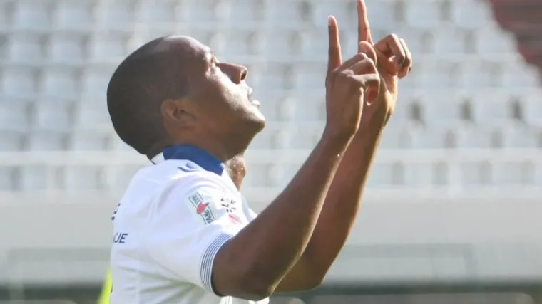 Poljud napu&scaron;ta veznjak koji je čudesnim golom navijače bacio u trans