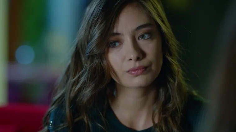 Nihan i Kemal se zbližavaju, a Emir otkriva slabu točku njegove obitelji (Bit će&scaron; moja)