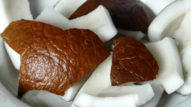 Kako otvoriti kokosov orah